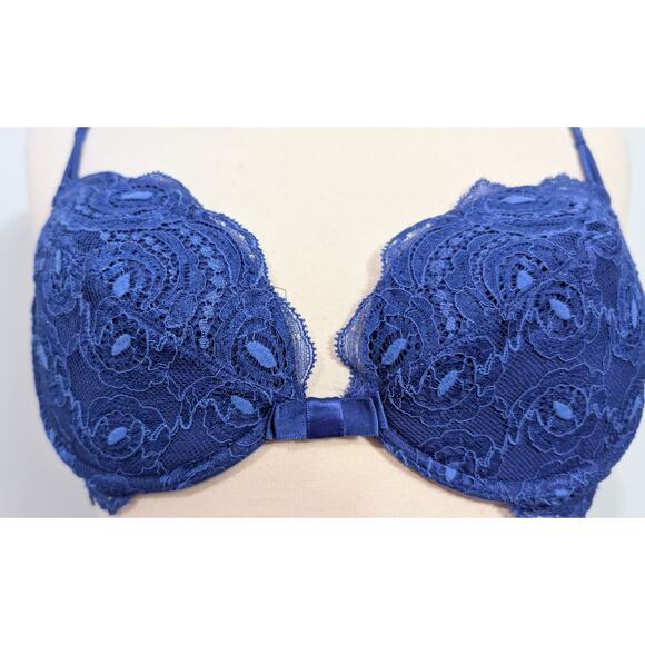 Christie's Designer Italian Blue Lace Bra and Panty Set - Picture 4 of 4